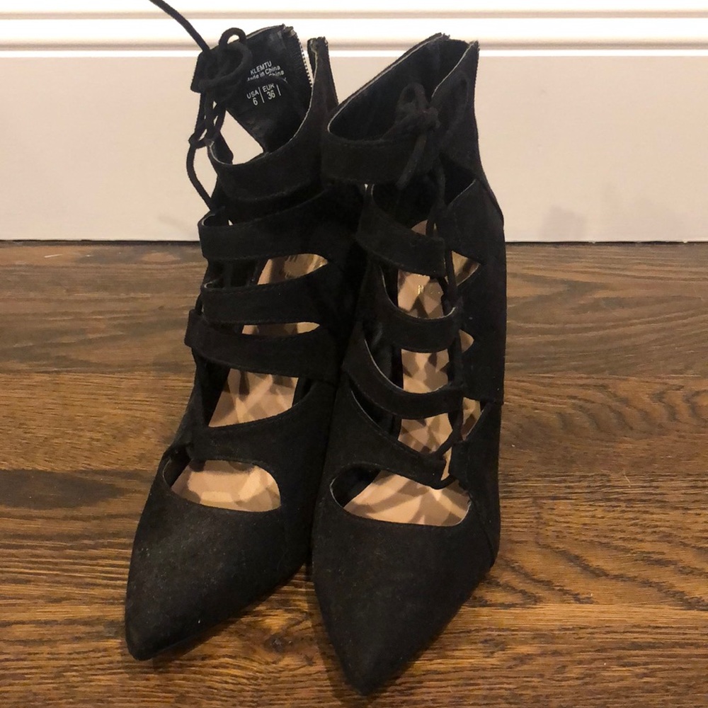 Mix No. 6 black heels!